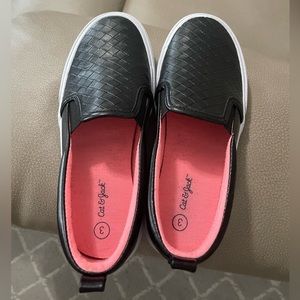 Cat & Jack black shoes